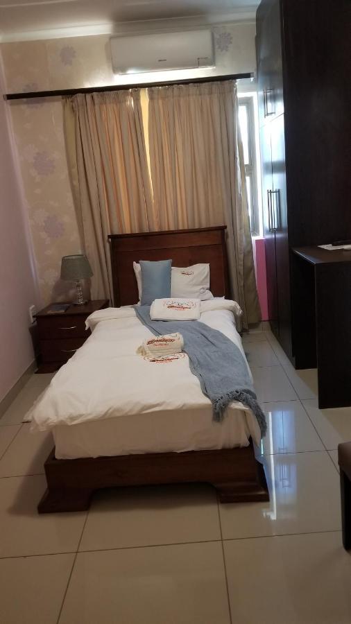 A-Z Boutique Guesthouse Windhuk Zewnętrze zdjęcie