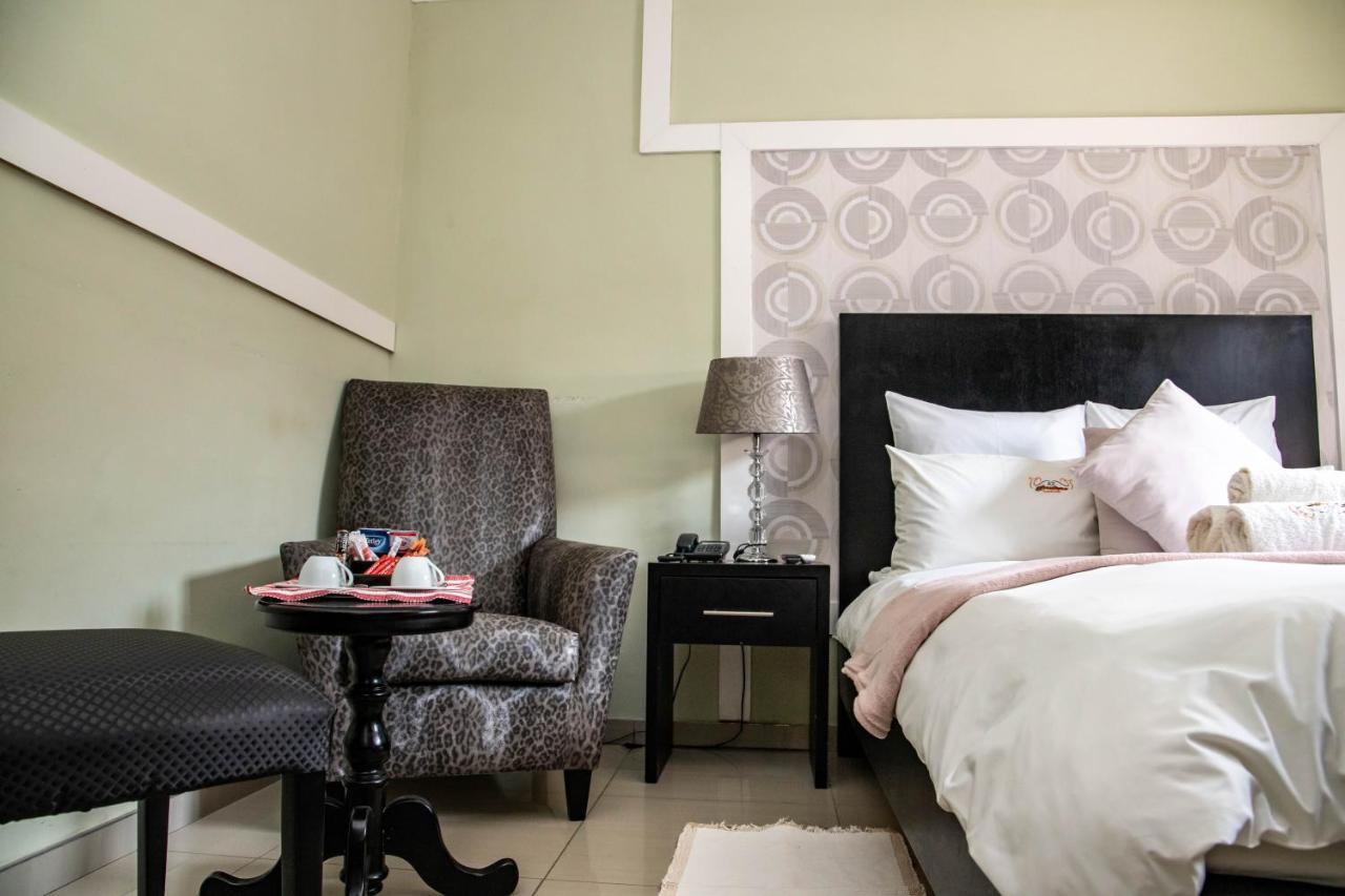 A-Z Boutique Guesthouse Windhuk Zewnętrze zdjęcie